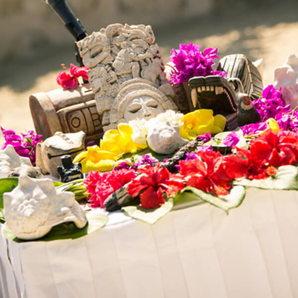 Mesa para una ceremonia maya